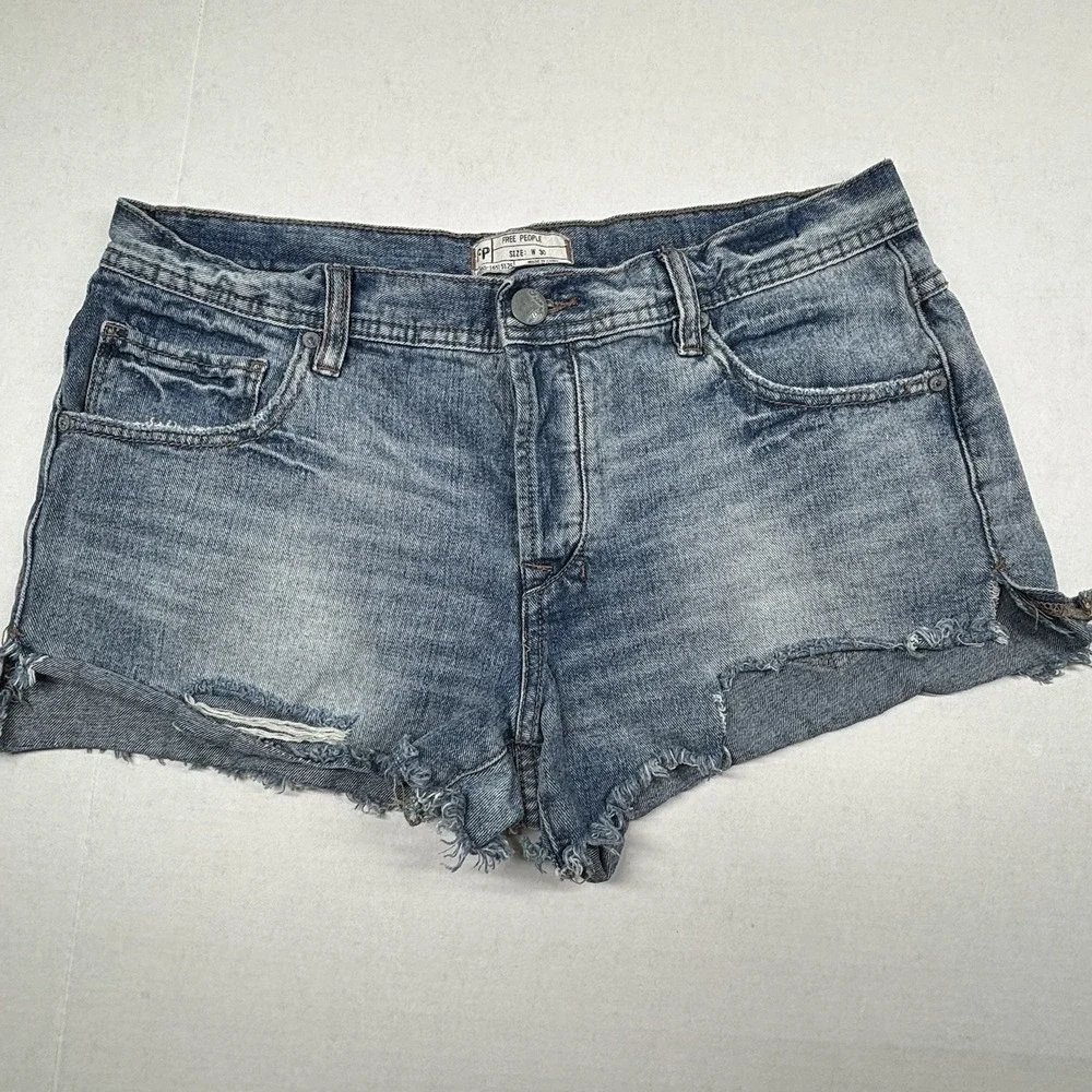 We The Free People Womens‎ 30 Button Fly Distressed Cut Off Jean Shorts Festival